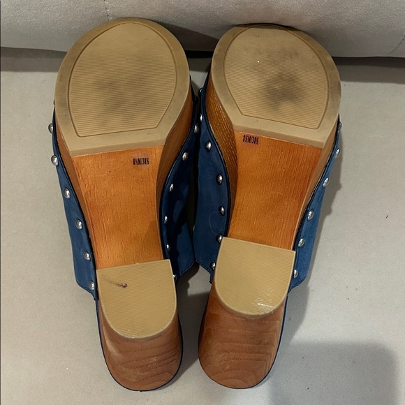 BCBGeneration Navy Leather Mules with Wooden Heel - Picture 8 of 10